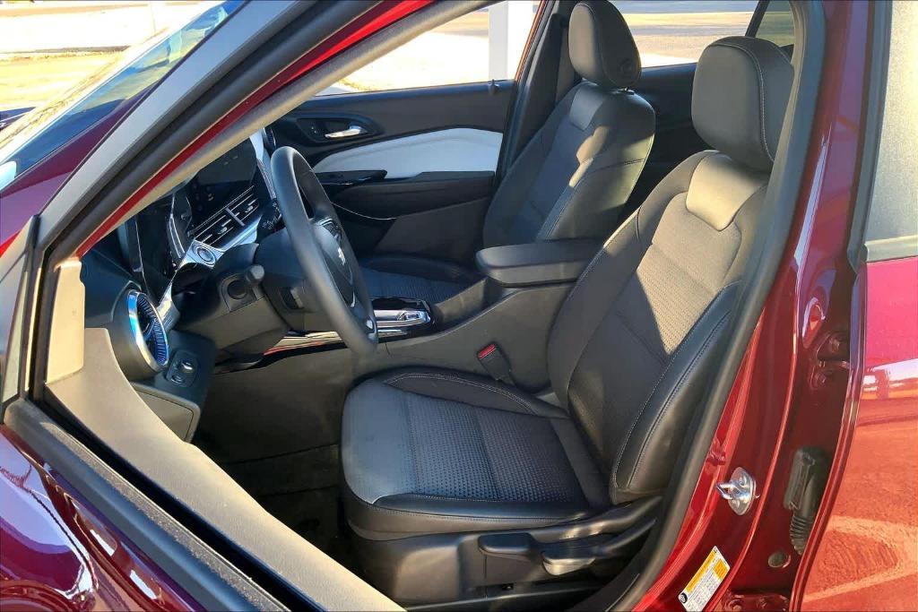 used 2025 Chevrolet Trax car, priced at $22,344