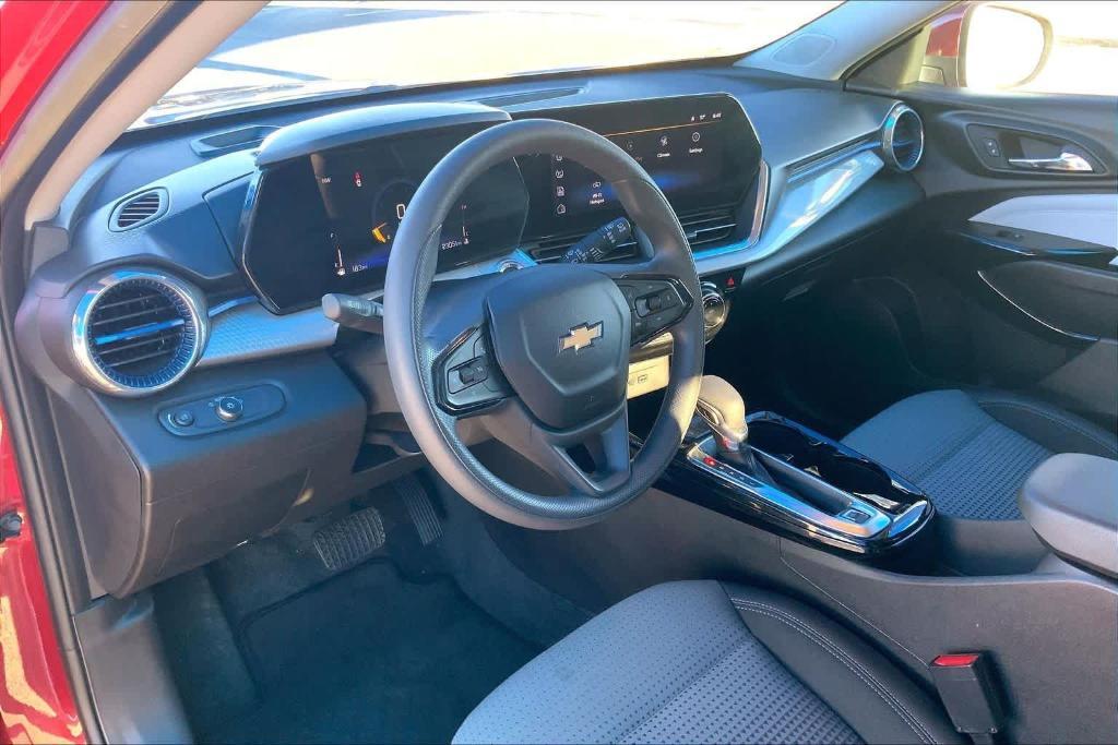 used 2025 Chevrolet Trax car, priced at $22,344