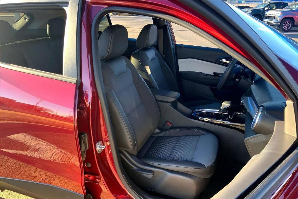 used 2025 Chevrolet Trax car, priced at $22,344