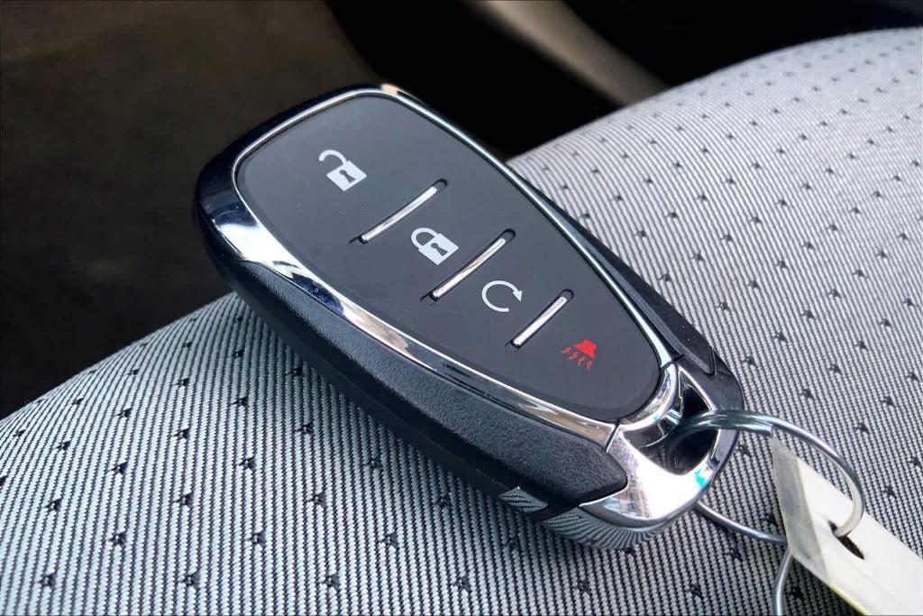 used 2025 Chevrolet Trax car, priced at $21,087