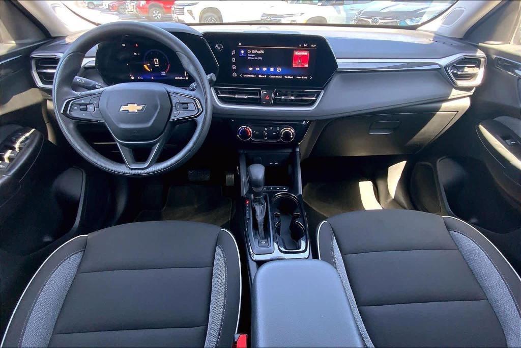 used 2025 Chevrolet TrailBlazer car, priced at $21,999