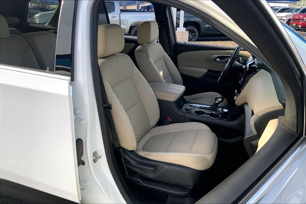 used 2023 Chevrolet Traverse car, priced at $20,519