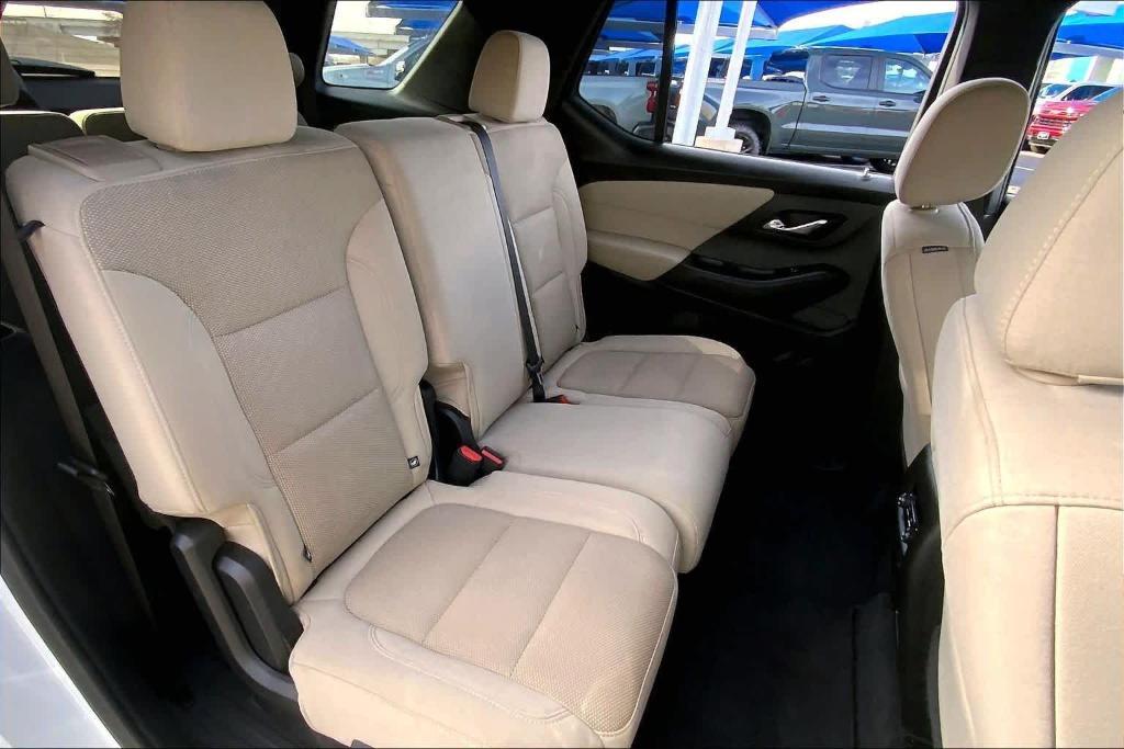 used 2023 Chevrolet Traverse car, priced at $20,519