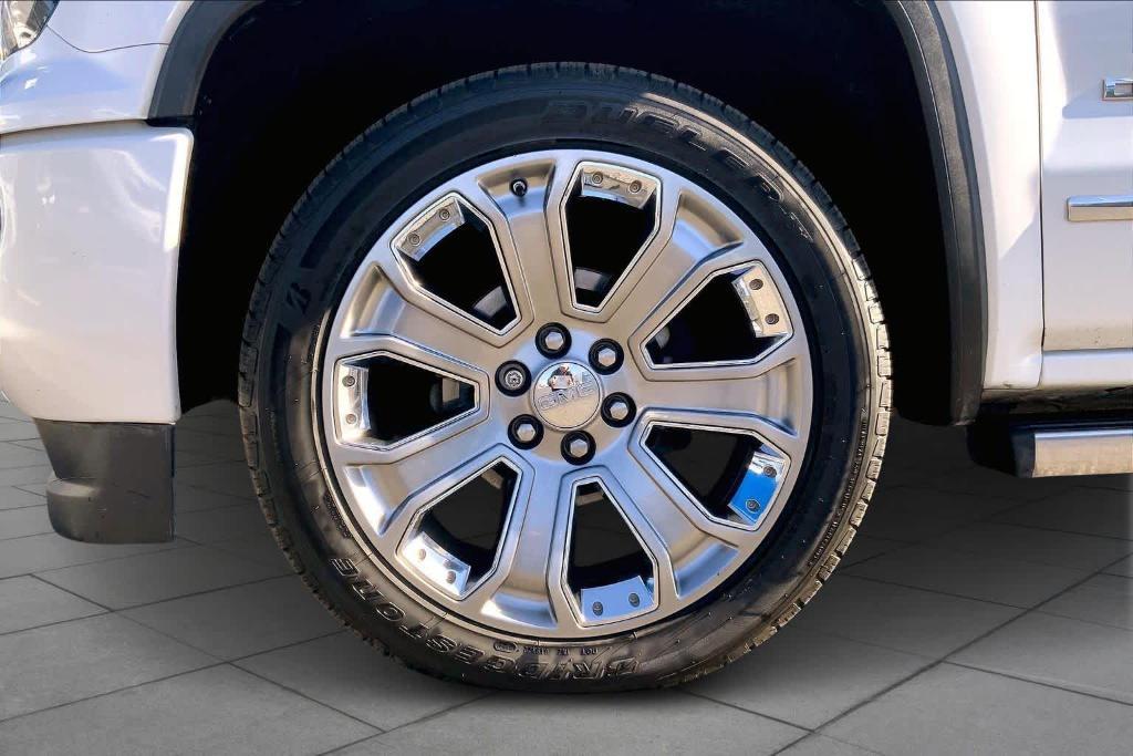 used 2017 GMC Sierra 1500 car, priced at $27,064