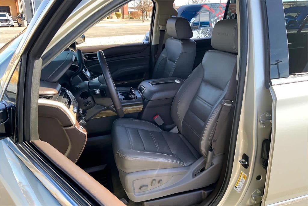 used 2017 GMC Yukon XL car, priced at $28,208