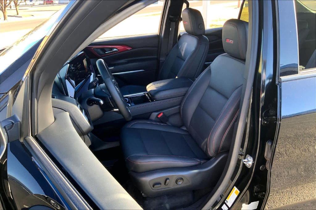 used 2024 Chevrolet Traverse car, priced at $41,999