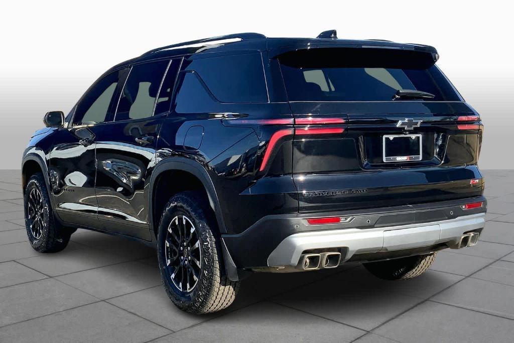 used 2024 Chevrolet Traverse car, priced at $41,999