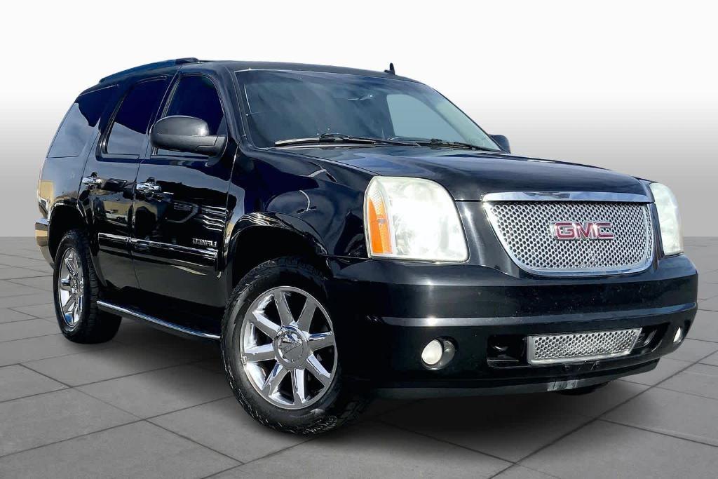 used 2013 GMC Yukon car, priced at $11,999