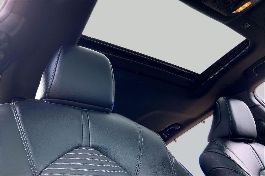 used 2022 Toyota Highlander car, priced at $34,220