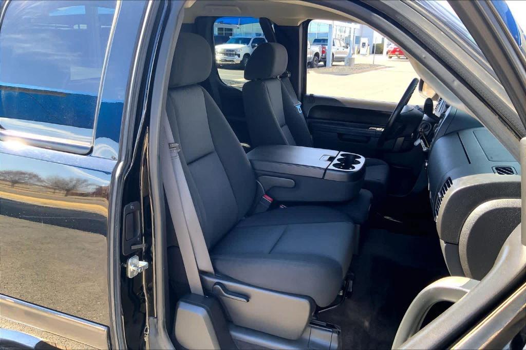 used 2013 Chevrolet Silverado 1500 car, priced at $13,916