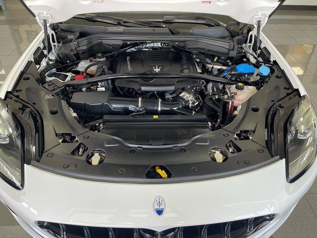 used 2023 Maserati Grecale car, priced at $37,999