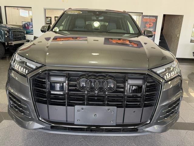 used 2024 Audi Q7 car, priced at $40,999