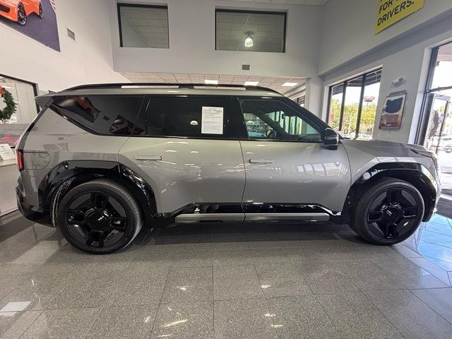 used 2024 Kia EV9 car, priced at $39,999