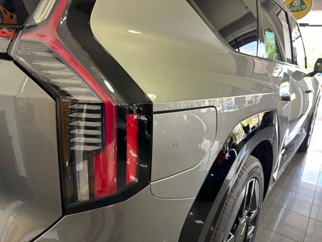 used 2024 Kia EV9 car, priced at $39,999