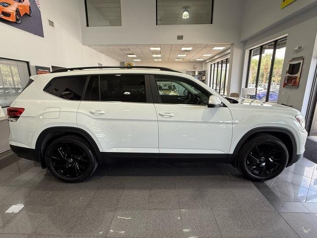 used 2024 Volkswagen Atlas car, priced at $31,999