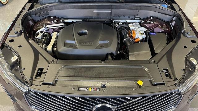 used 2025 Volvo XC90 Plug-In Hybrid car, priced at $57,999