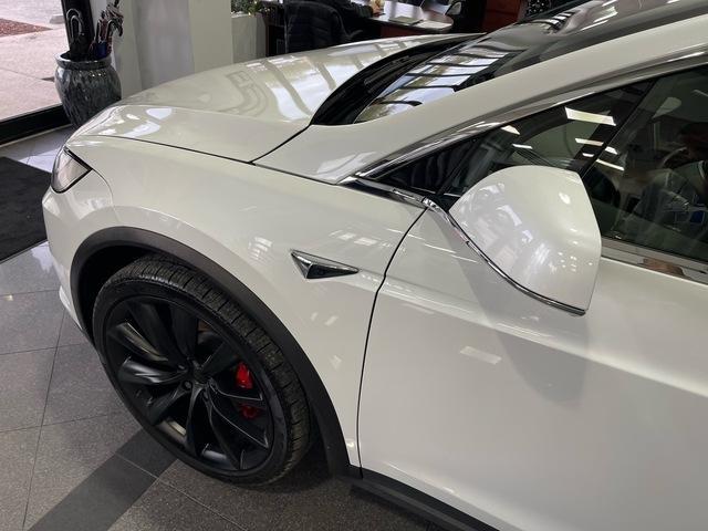 used 2021 Tesla Model X car, priced at $38,999