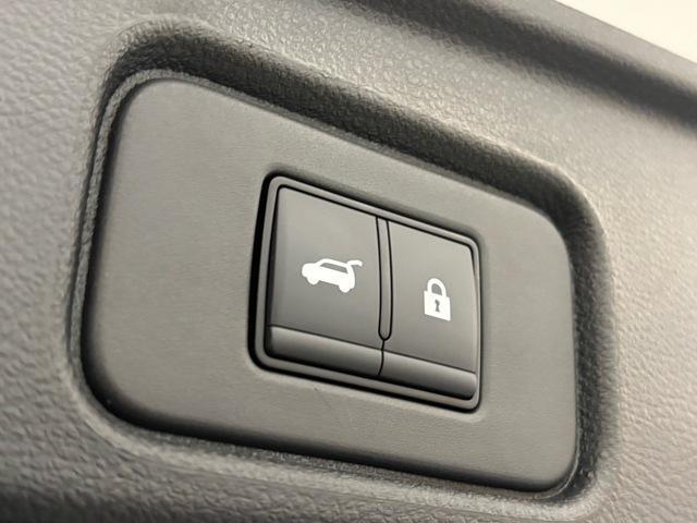 used 2024 Nissan Pathfinder car, priced at $32,999