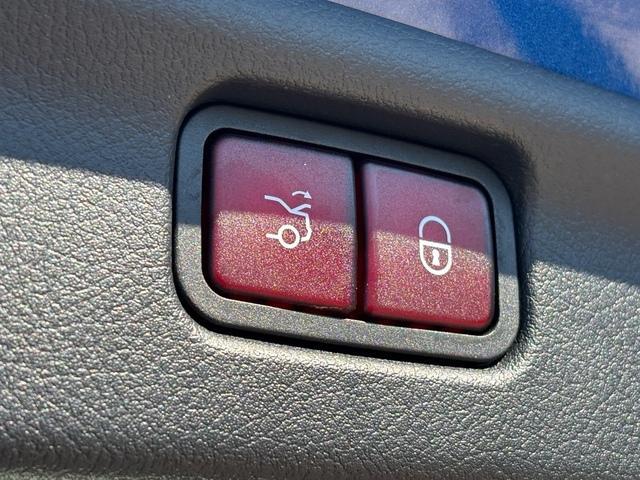 used 2023 Mercedes-Benz AMG C 43 car, priced at $39,999