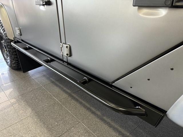 1997 Gray Land Rover Defender