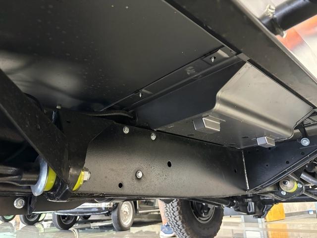 1997 Gray Land Rover Defender