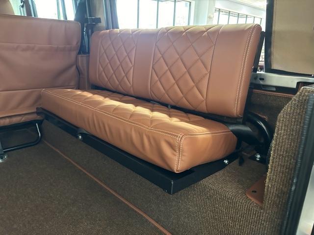 1997 Gray Land Rover Defender