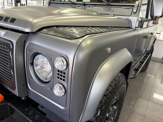 1997 Gray Land Rover Defender