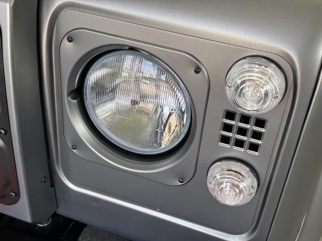 1997 Gray Land Rover Defender