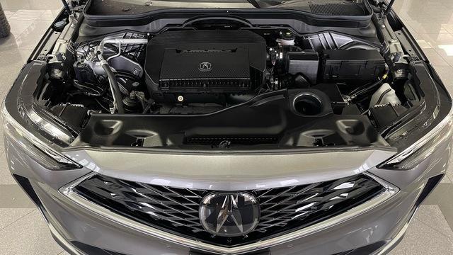 used 2025 Acura MDX car, priced at $46,999