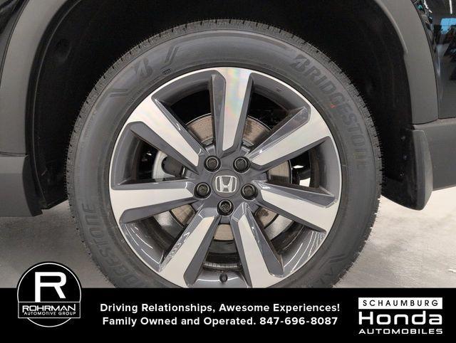 new 2025 Honda Pilot car, priced at $48,722