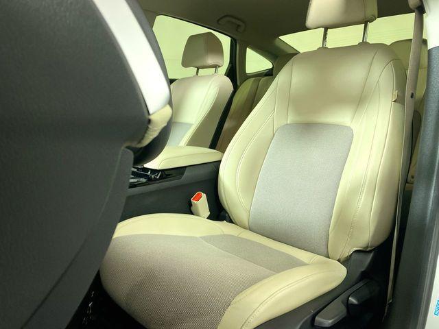 used 2018 Honda Clarity Plug-In Hybrid car, priced at $15,300