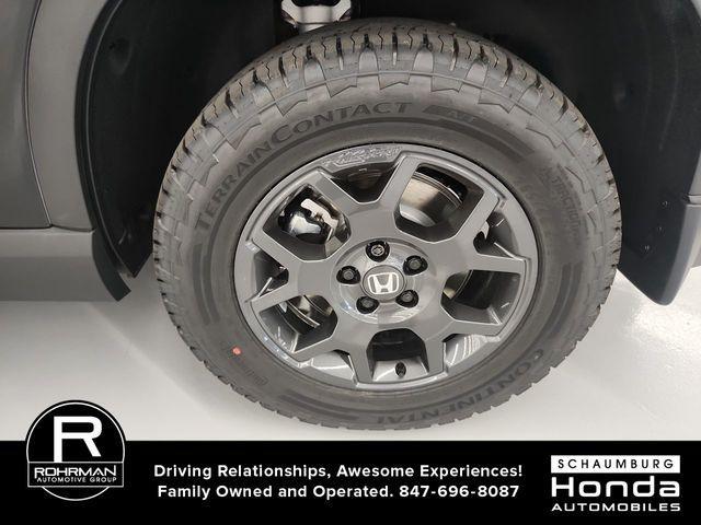 used 2025 Honda Pilot car, priced at $45,100