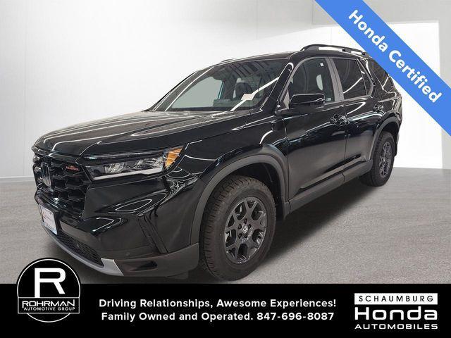 used 2025 Honda Pilot car, priced at $45,100