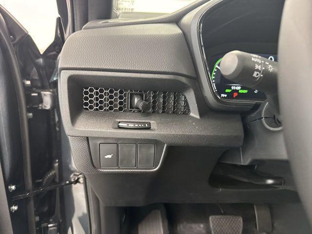 new 2026 Honda CR-V Hybrid car, priced at $39,583