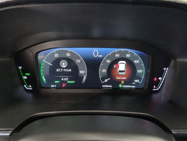 new 2026 Honda CR-V Hybrid car, priced at $39,583