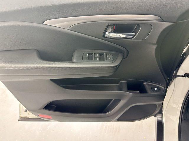 used 2022 Honda Pilot car, priced at $29,700
