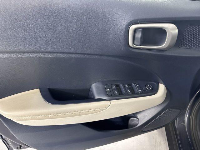 used 2022 Hyundai Venue car, priced at $19,900