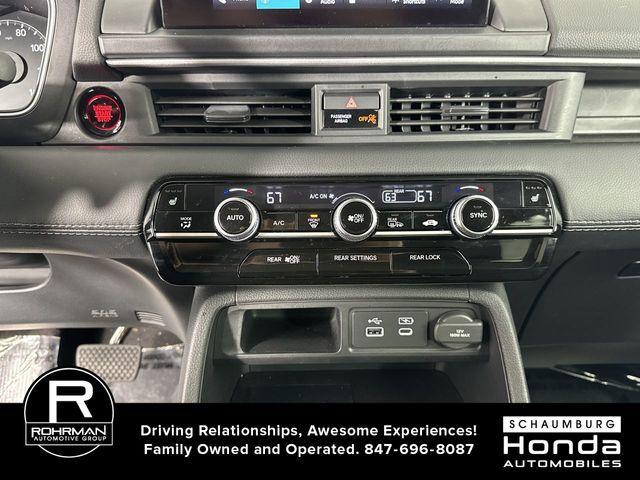 used 2025 Honda Pilot car, priced at $43,600