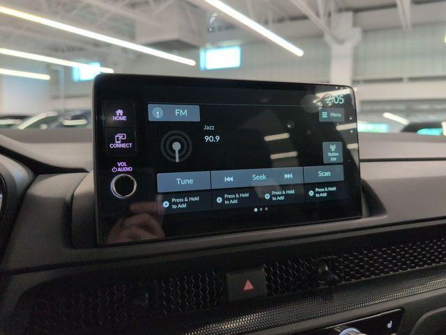 new 2026 Honda CR-V Hybrid car, priced at $39,583