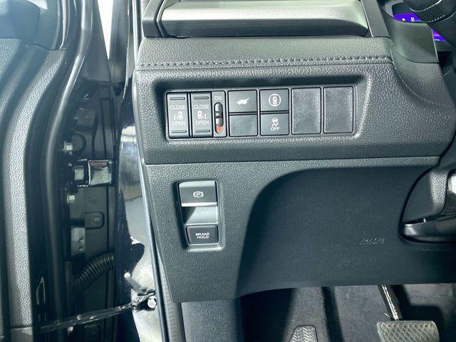 used 2023 Honda Odyssey car, priced at $34,900