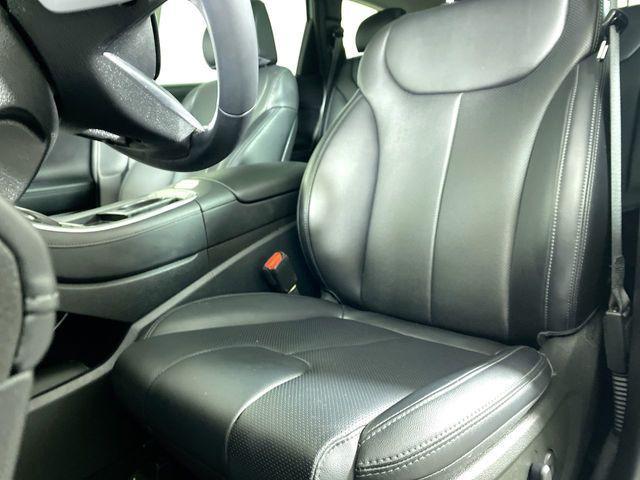 used 2023 Hyundai SANTA FE HEV car, priced at $22,900