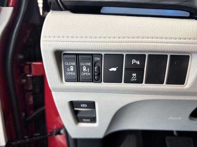 new 2026 Honda Odyssey car, priced at $50,378