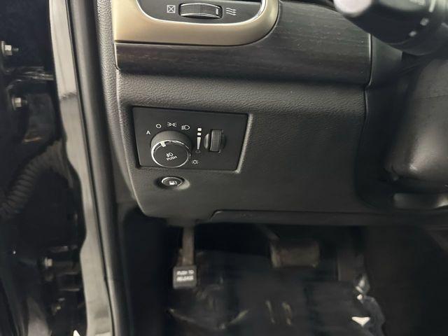 used 2014 Jeep Grand Cherokee car, priced at $11,400