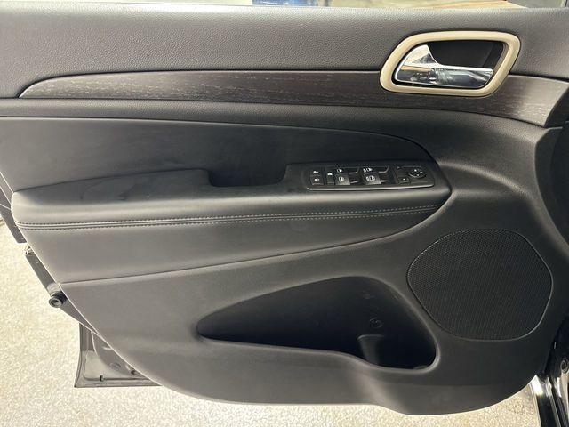 used 2014 Jeep Grand Cherokee car, priced at $11,400