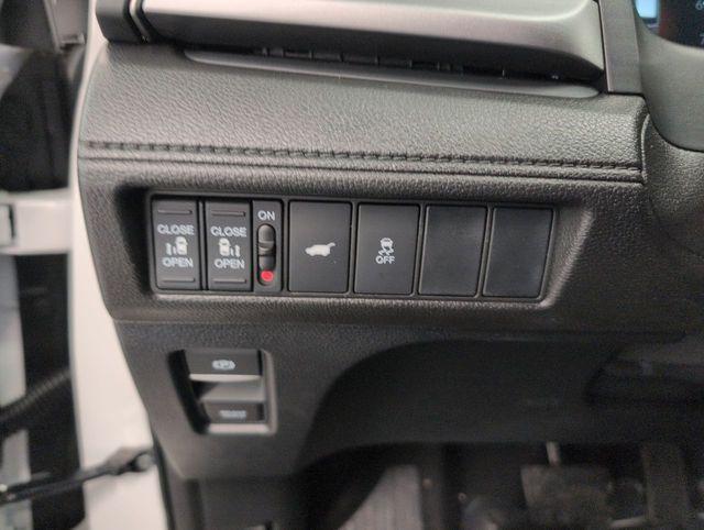 new 2026 Honda Odyssey car, priced at $42,064