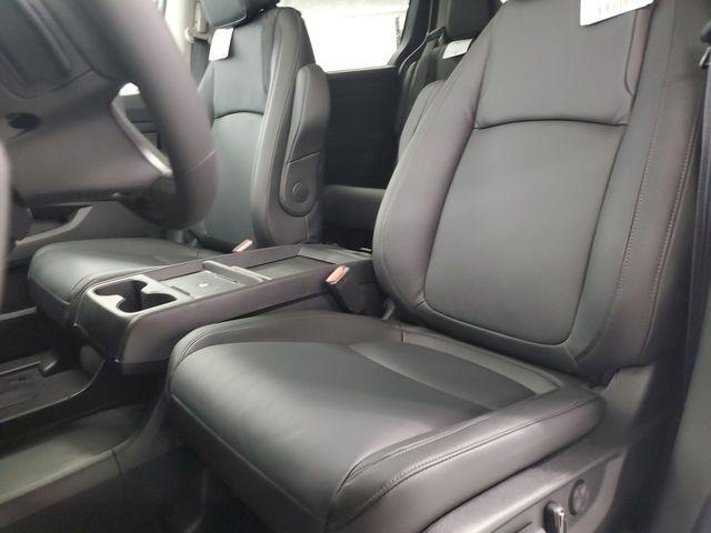 new 2026 Honda Odyssey car, priced at $42,510
