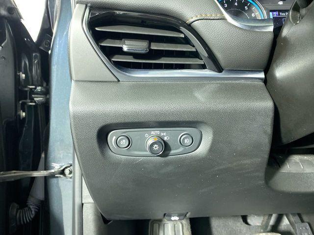 used 2019 Chevrolet Traverse car, priced at $18,300