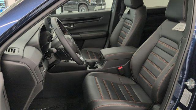 new 2026 Honda CR-V Hybrid car, priced at $39,583