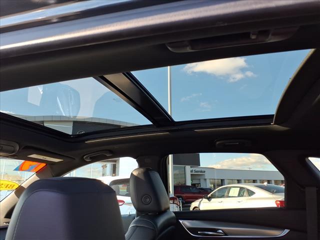 used 2019 Cadillac XT5 car, priced at $15,500