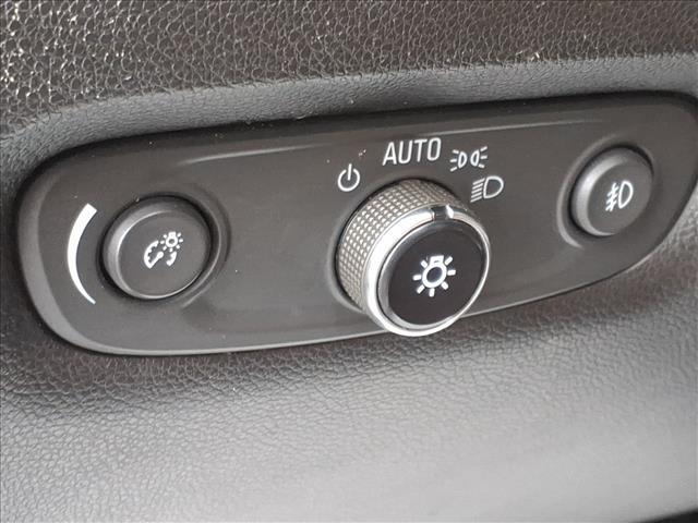 used 2018 Chevrolet Traverse car, priced at $14,550